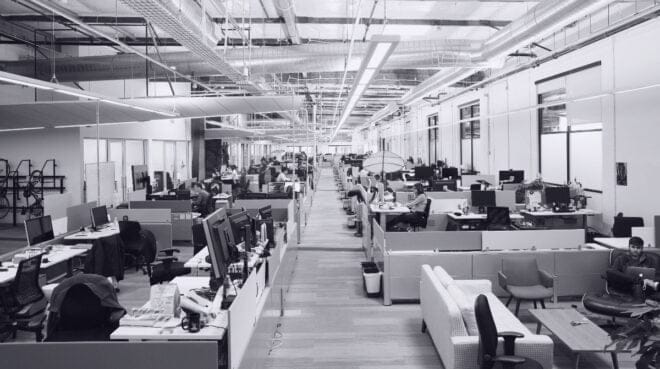 Photo : Espace de travail Google