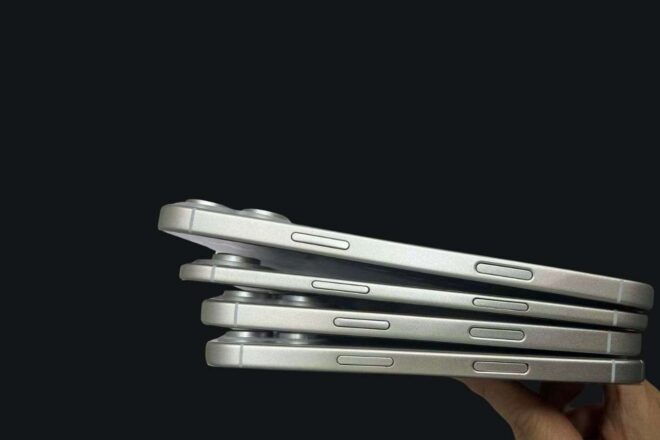 iPhone 17 Slim  Source:
@SonnyDickson