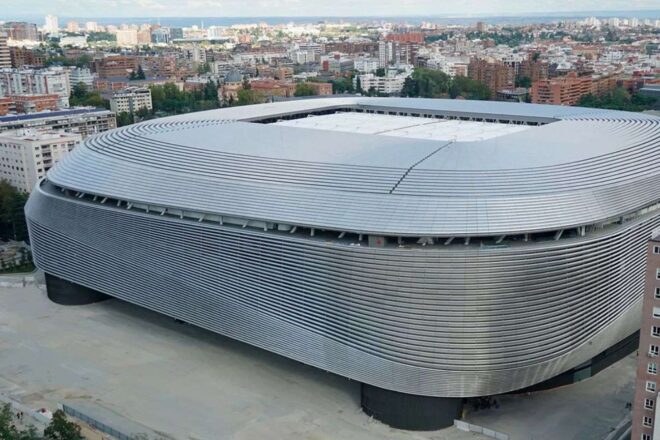 Real Madrid & Apple