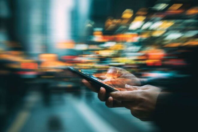 Smartphone au cœur des données lumineuses