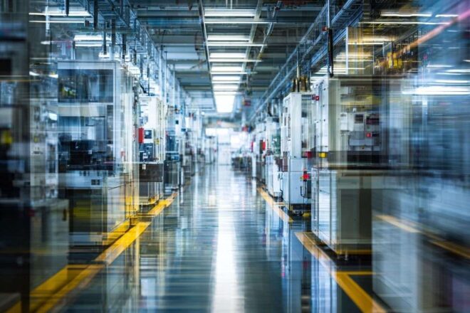 Usine de semi conducteurs futuriste au japon