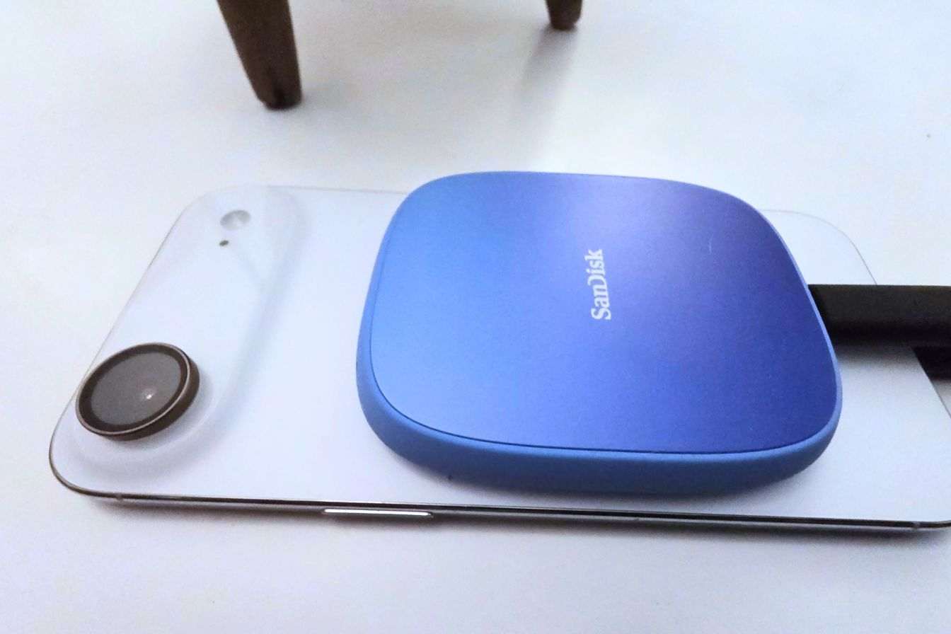 Scabdisk ssd iphone air 2025