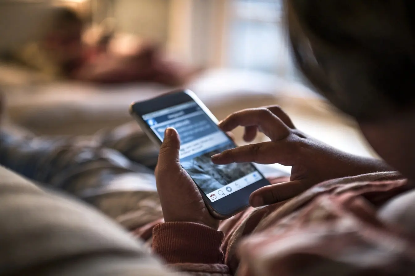 Smartphone avec vérification d’âge