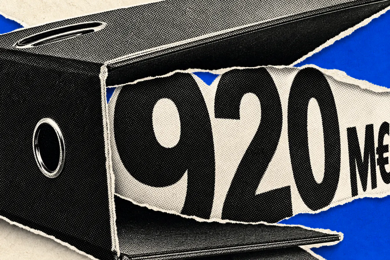 Classeur serré autour de « 920 M€ »