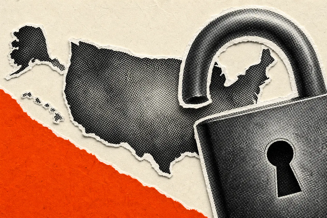 Carte des États-Unis prise dans un cadenas