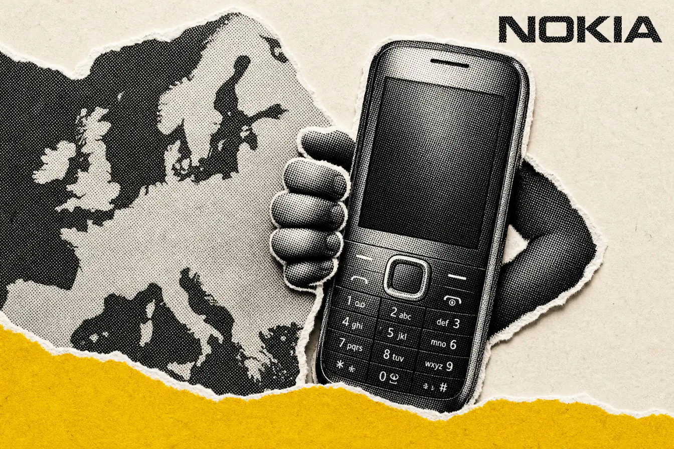 Téléphone Nokia serrant la carte d’Europe