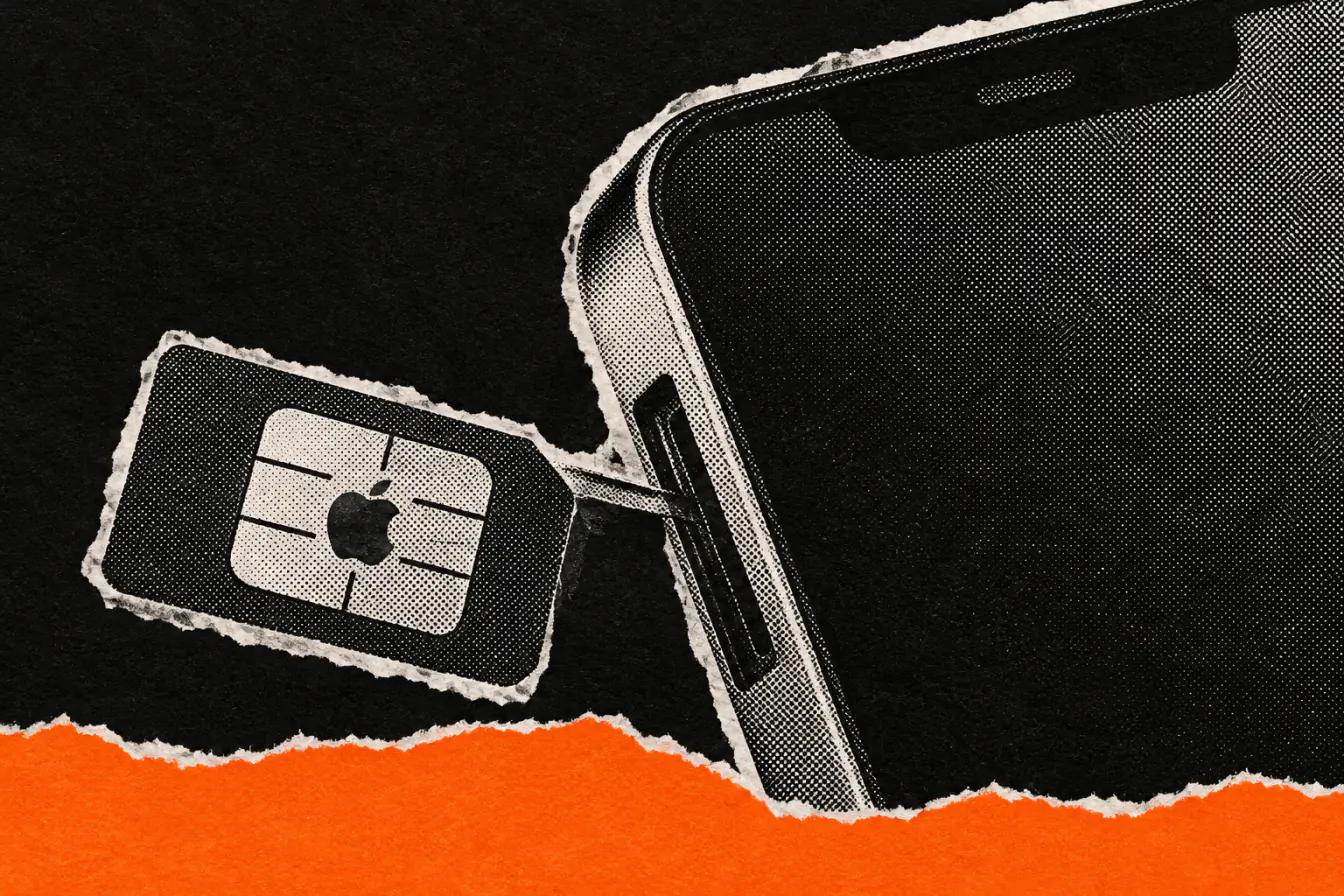 Carte SIM glissée dans un smartphone